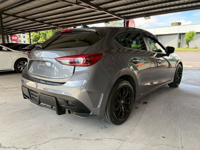 MAZDA3/原鈑件/旗艦版/ACC跟車/抬頭顯示器/盲點  第5張相片