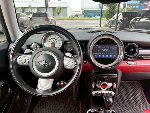 MINI COOPERS/定速/換檔撥片/天窗/倒車顯影/原鈑件  第8張相片