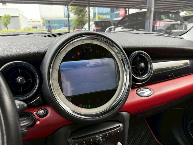 MINI COOPERS/定速/換檔撥片/天窗/倒車顯影/原鈑件  第13張相片