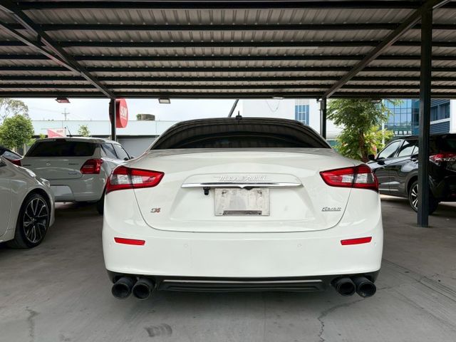 MASERATI GHIBLI/頂級SQ4/原鈑件/全時四輪傳動  第5張相片