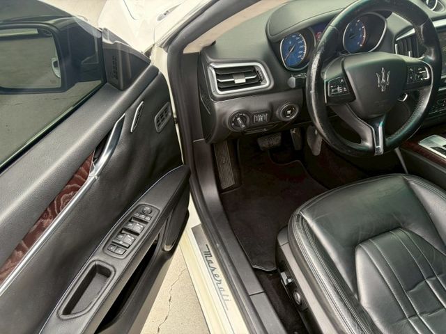 MASERATI GHIBLI/頂級SQ4/原鈑件/全時四輪傳動  第12張相片
