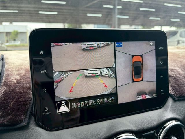 NISSAN SENTRA/原鈑件/ACC跟車/360度環景/一鍵啟動/雙區恆溫空調  第13張相片