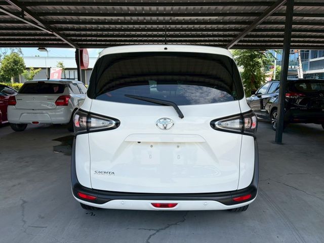 TOYOTA SIENTA/五人座/側滑門/一鍵啟動/碰撞警示/車道偏移警示  第5張相片