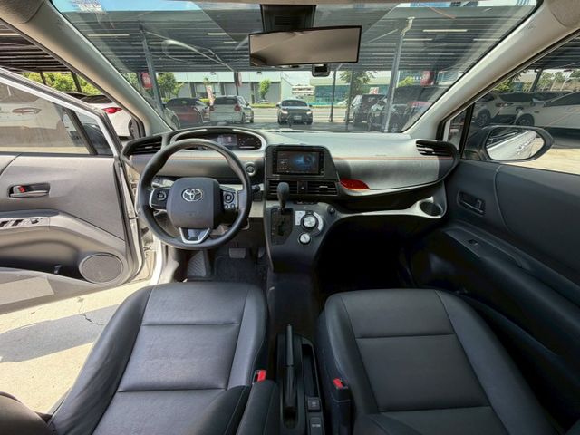 TOYOTA SIENTA/五人座/側滑門/一鍵啟動/碰撞警示/車道偏移警示  第9張相片
