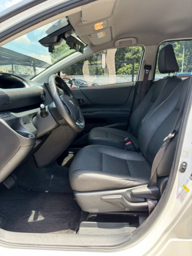 TOYOTA SIENTA/五人座/側滑門/一鍵啟動/碰撞警示/車道偏移警示  第10張相片