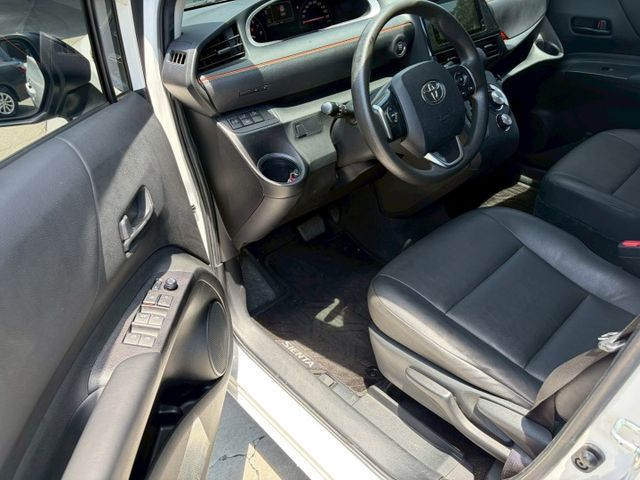 TOYOTA SIENTA/五人座/側滑門/一鍵啟動/碰撞警示/車道偏移警示  第14張相片