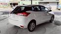 TOYOTA YARIS/可認證/倒車雷達/防滑循跡/黑頂棚  第4張縮圖