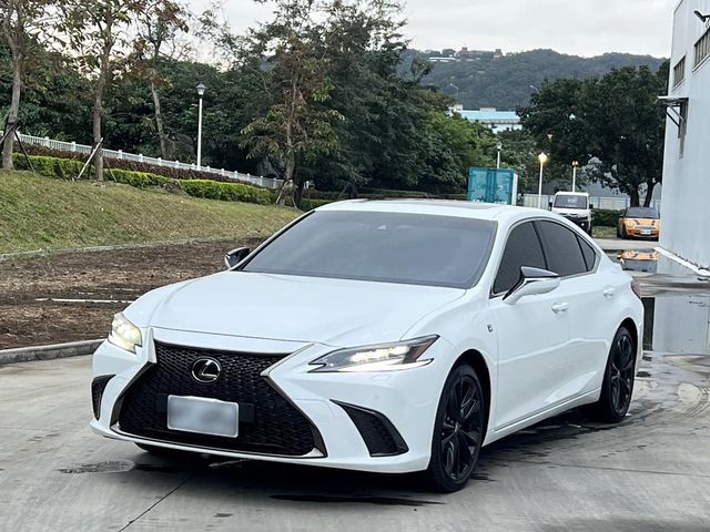 LEXUS凌志 ES250  第1張相片