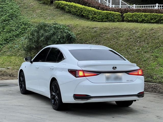 LEXUS凌志 ES250  第2張相片