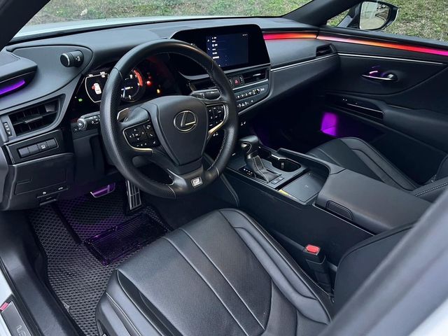 LEXUS凌志 ES250  第4張相片
