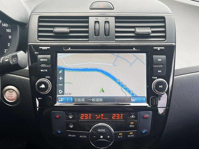 NISSAN日產 TIIDA  第11張相片
