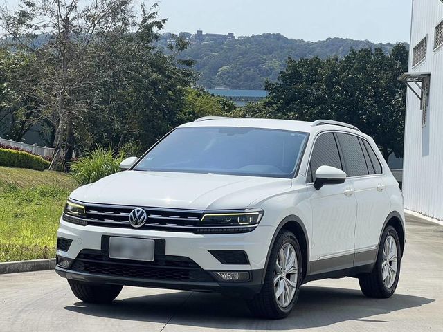 VOLKSWAGEN福斯 TIGUAN  第1張相片