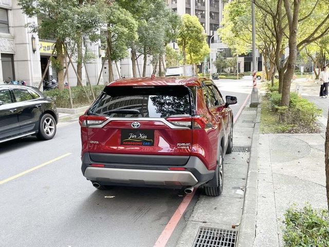 TOYOTA豐田 RAV4  第4張相片