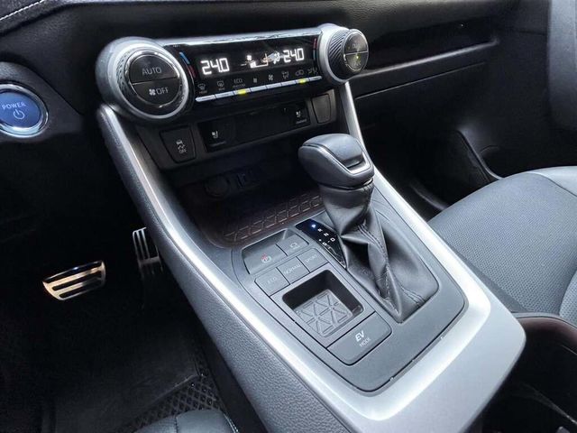 TOYOTA豐田 RAV4  第8張相片