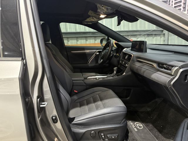 LEXUS凌志 RX300  第6張相片