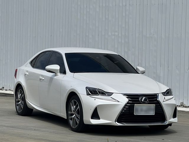 LEXUS凌志 IS 300  第3張相片