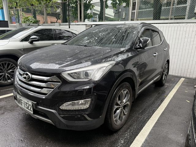 HYUNDAI現代 SANTA FE  第1張相片