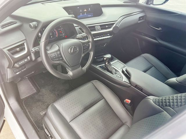 LEXUS凌志 UX250H  第3張相片