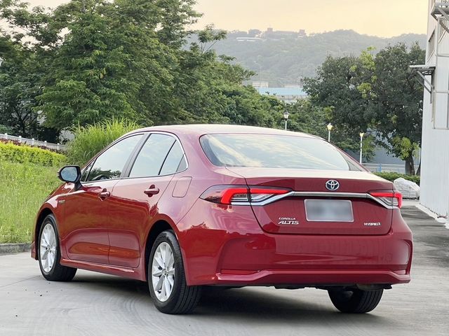 TOYOTA豐田 ALTIS  第4張相片