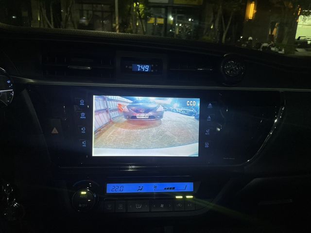 TOYOTA豐田 ALTIS  第6張相片