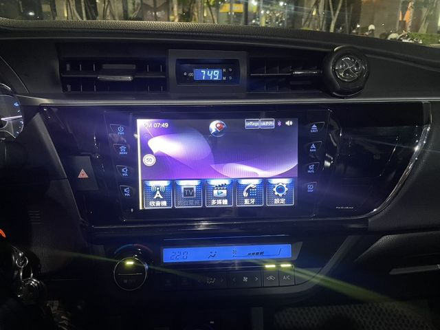 TOYOTA豐田 ALTIS  第7張相片
