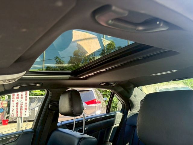 M-BENZ賓士 E250  第8張相片