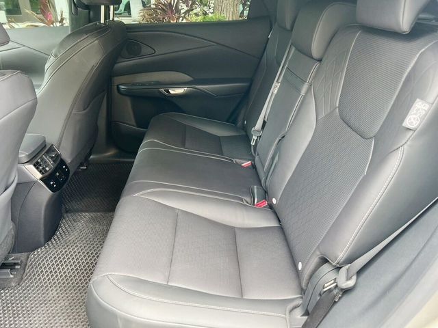 LEXUS凌志 RX350H  第5張相片