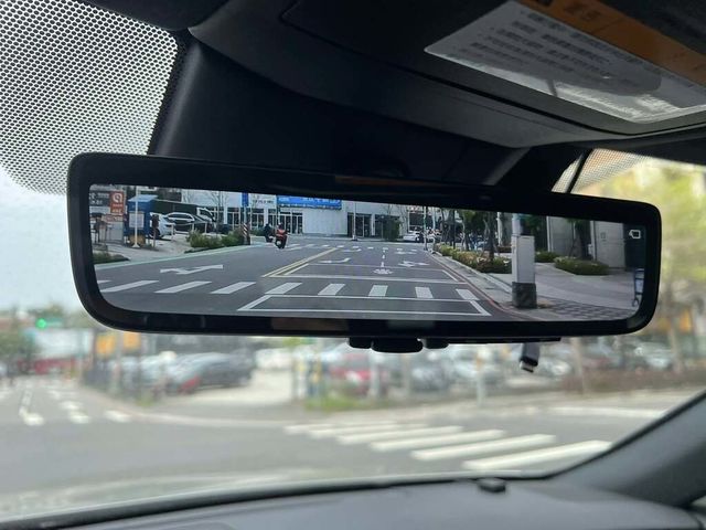 LEXUS凌志 RX350H  第12張相片