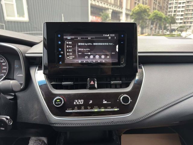 TOYOTA豐田 ALTIS  第4張相片