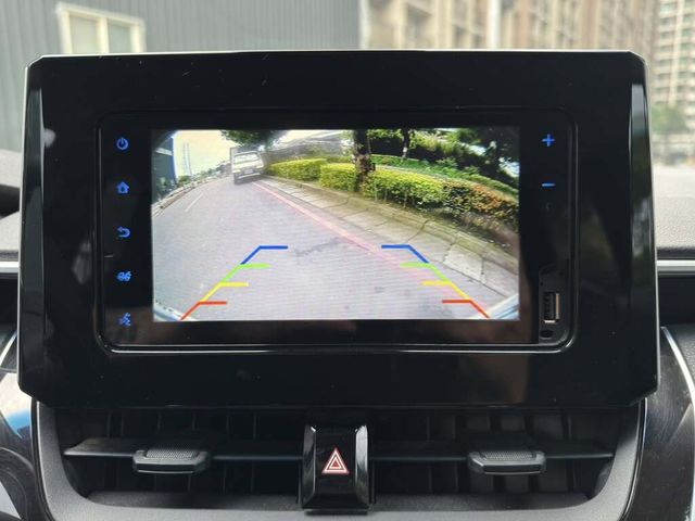 TOYOTA豐田 ALTIS  第5張相片