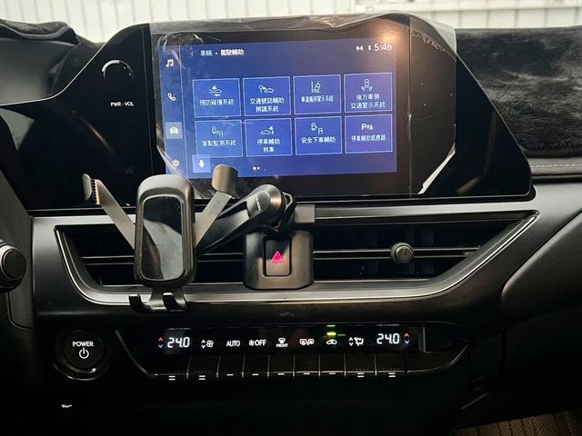 LEXUS凌志 UX300H  第7張相片