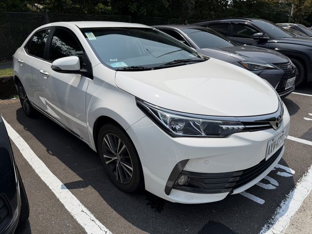 TOYOTA豐田 ALTIS  第2張相片