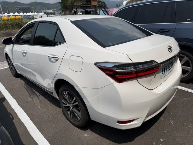 TOYOTA豐田 ALTIS  第6張相片