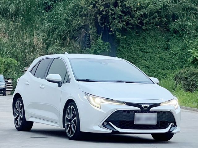 TOYOTA豐田 AURIS  第2張相片