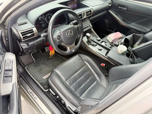 LEXUS凌志 IS250  第5張相片