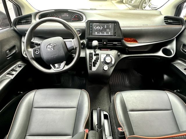 TOYOTA豐田 SIENTA  第3張相片