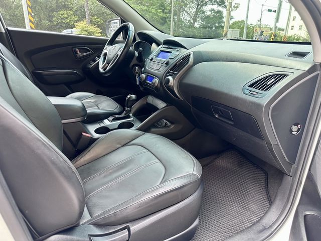 HYUNDAI現代 IX35  第10張相片