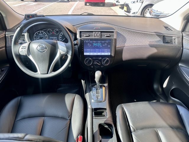 NISSAN日產 TIIDA  第4張相片
