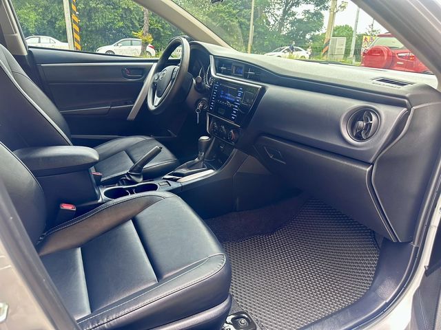 TOYOTA豐田 ALTIS  第10張相片