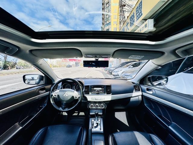 MITSUBISHI三菱 LANCER FORTIS  第4張相片