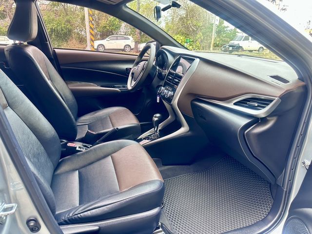 TOYOTA豐田 YARIS CROSSOVER  第11張相片