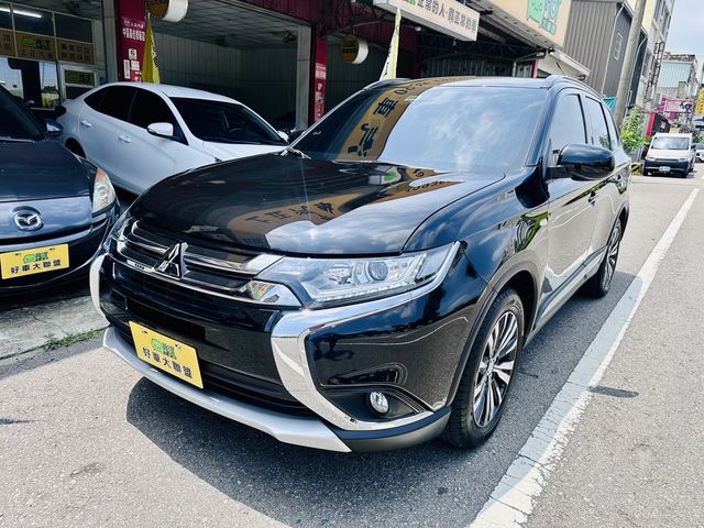 MITSUBISHI三菱 OUTLANDER  第1張相片