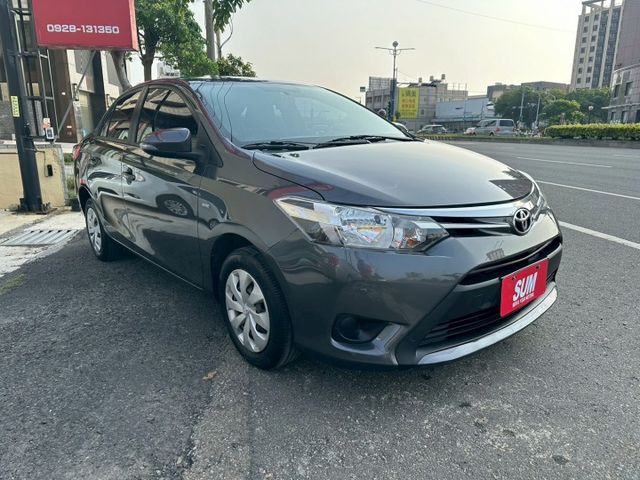 實車實價 省油好開 稅金便宜好停車 外型亮眼 都市小幫手  第3張相片