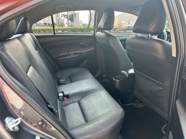 實車實價 省油好開 稅金便宜好停車 外型亮眼 都市小幫手  第13張相片