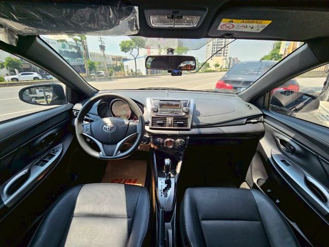 一手車 原鈑件 原廠保養 車美氣氛佳 省油好開省稅金好停車! I KEY 免鑰匙啟動 電摺後視鏡 恆溫空調 抬頭顯示器  第11張相片