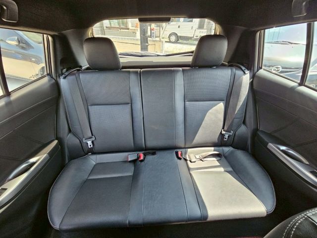 一手車 原鈑件 原廠保養 車美氣氛佳 省油好開省稅金好停車! I KEY 免鑰匙啟動 電摺後視鏡 恆溫空調 抬頭顯示器  第19張相片