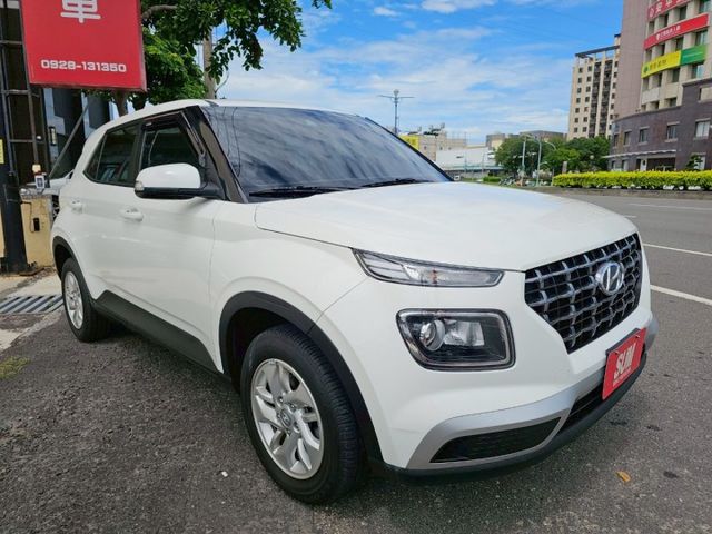 又一台一手女用車 最新八核心影音安卓機 前後錄鏡頭 倒車顯影 六種駕駛模式 省油 妥善率高 風靡都會跨世代休旅  第2張相片