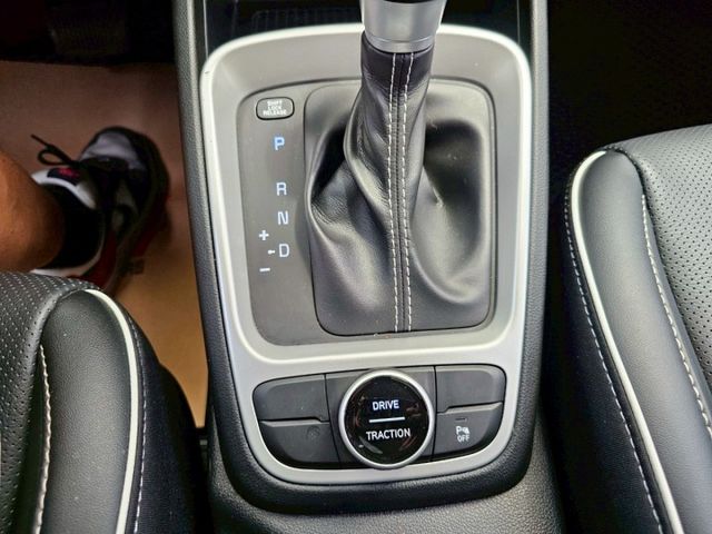 又一台一手女用車 最新八核心影音安卓機 前後錄鏡頭 倒車顯影 六種駕駛模式 省油 妥善率高 風靡都會跨世代休旅  第15張相片