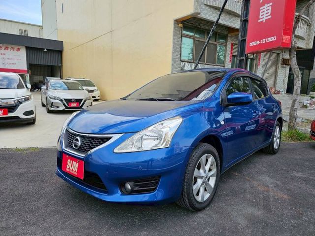 單純勤勞一手美車 大螢幕影音安卓機 胎壓偵測 盲點偵測 倒車顯影 大空間 省稅金 氣氛佳  第1張相片