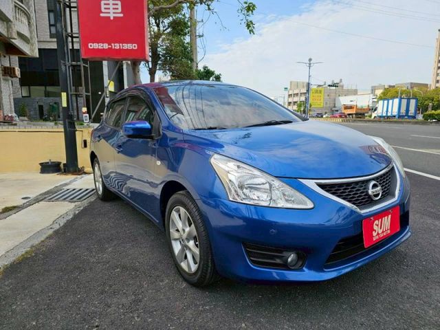 單純勤勞一手美車 大螢幕影音安卓機 胎壓偵測 盲點偵測 倒車顯影 大空間 省稅金 氣氛佳  第2張相片